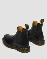 2976 yellow stitch smooth leather chelsea boots